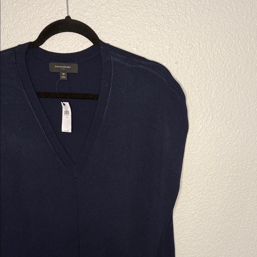 🆕 V-neck sweater dress